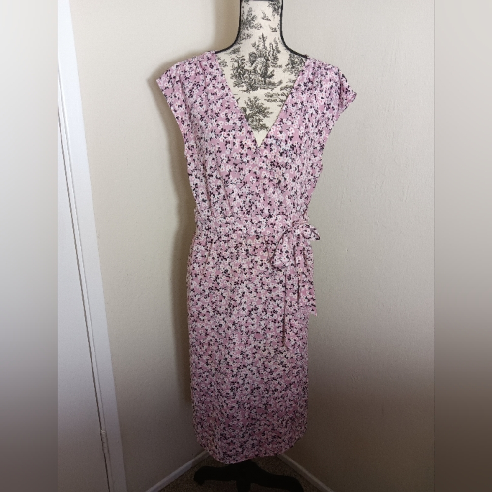 MAX STUDIO Pink Ditsy Floral Short Sleeve Dress -Medium